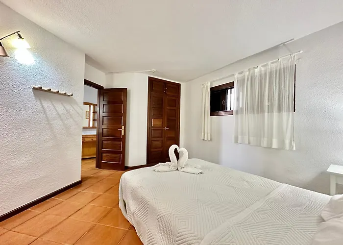 Javier * 洛斯克里斯蒂亚诺斯