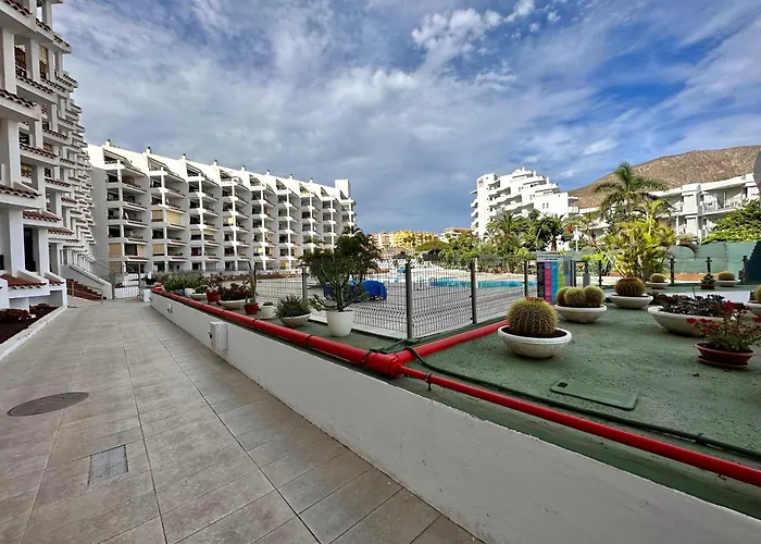 Javier * 洛斯克里斯蒂亚诺斯